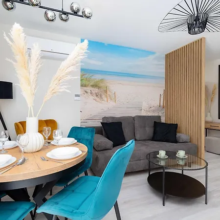 Plazowy By Renters アパート *